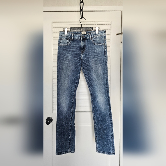 MENS JUDGE AND JURY JEANS (31) - Picture 1 of 4